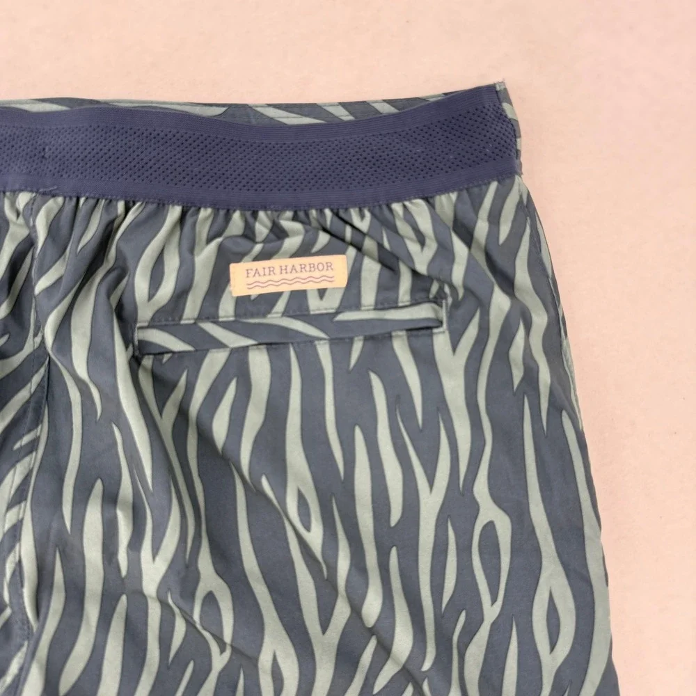 Fair Harbor Mens Board Shorts Size L Green Grey Zebra Print Recycled Stretch